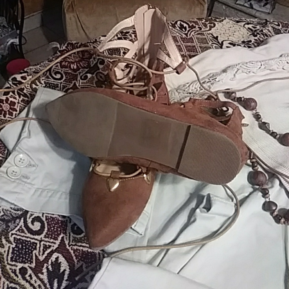 NEW  gladiators flats.🎁 - Picture 3 of 7